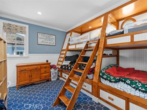 522 W Oceanfront  , Newport Beach, CA