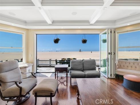 522 W Oceanfront  , Newport Beach, CA