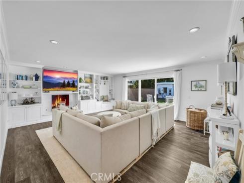 1915 Leeward Lane, Newport Beach, CA