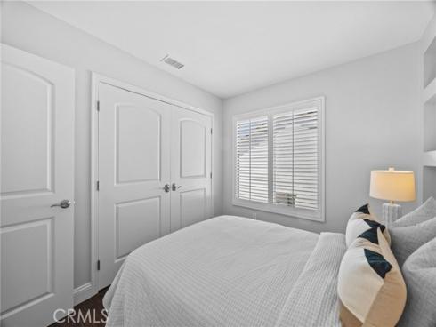 301  Harbor Woods   Place, Newport Beach, CA