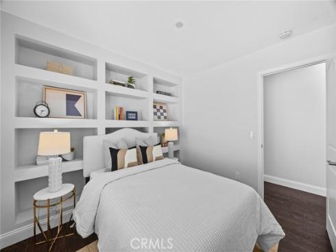 301  Harbor Woods   Place, Newport Beach, CA