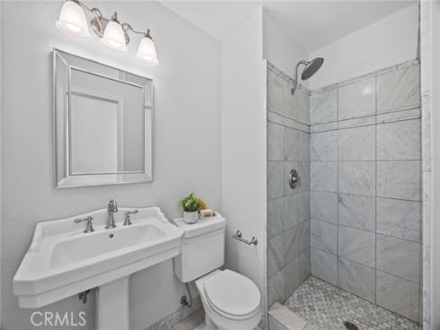 301  Harbor Woods   Place, Newport Beach, CA