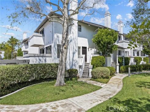 301  Harbor Woods   Place, Newport Beach, CA