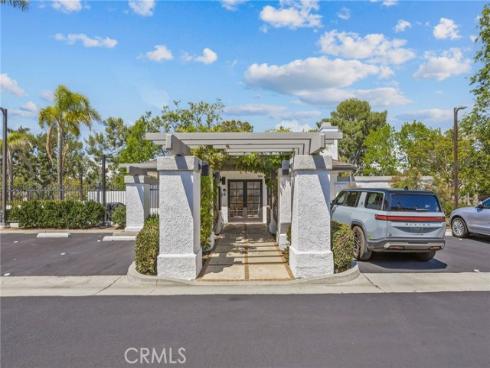 301  Harbor Woods   Place, Newport Beach, CA