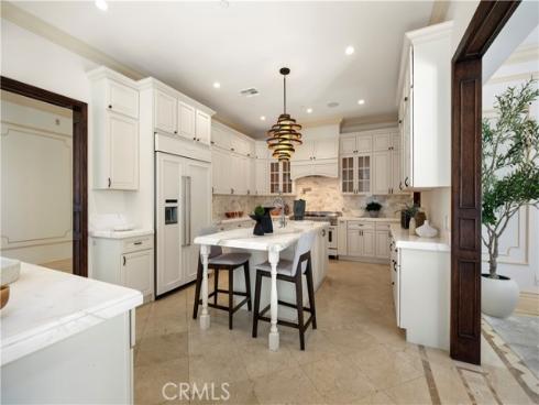 2027  Santiago  , Newport Beach, CA