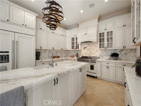 2027  Santiago  , Newport Beach, CA