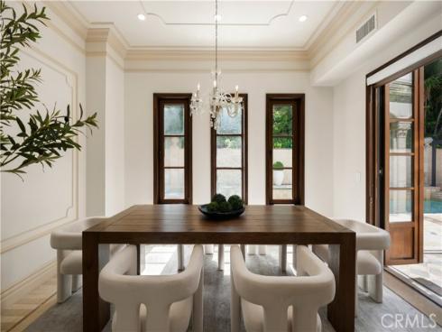 2027  Santiago  , Newport Beach, CA