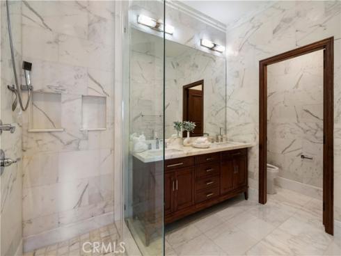 2027  Santiago  , Newport Beach, CA