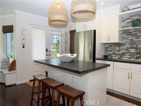 519  35th  1 , Newport Beach, CA