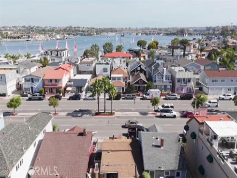 612 W Balboa   Boulevard, Newport Beach, CA
