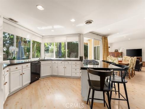 10  Rue Valbonne  , Newport Beach, CA