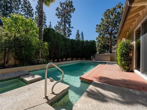 10  Rue Valbonne  , Newport Beach, CA