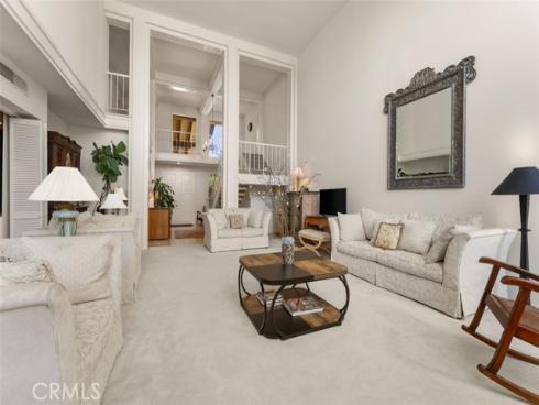 10  Rue Valbonne  , Newport Beach, CA