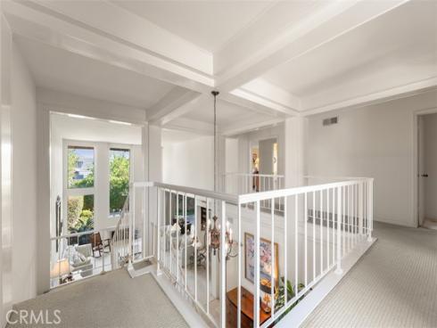 10  Rue Valbonne  , Newport Beach, CA