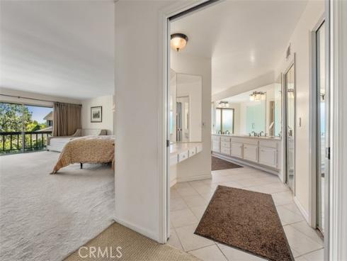 10  Rue Valbonne  , Newport Beach, CA