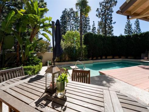 10  Rue Valbonne  , Newport Beach, CA