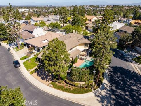 10  Rue Valbonne  , Newport Beach, CA