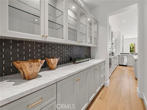 15  Seabluff  , Newport Beach, CA