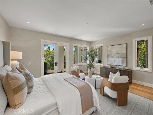 15  Seabluff  , Newport Beach, CA