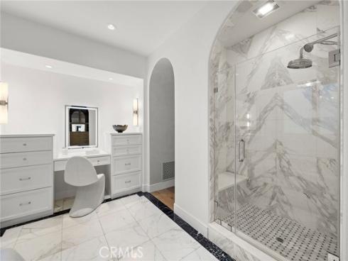 15  Seabluff  , Newport Beach, CA