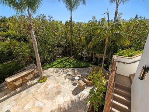 15  Seabluff  , Newport Beach, CA