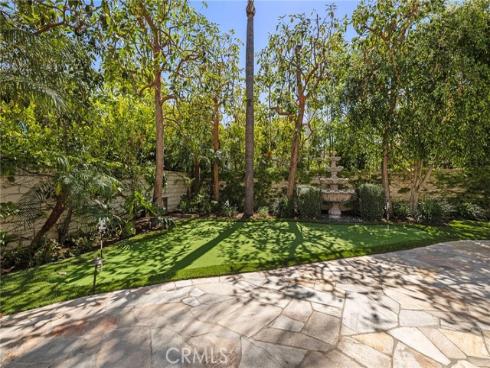 15  Seabluff  , Newport Beach, CA