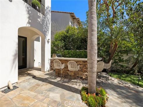 15  Seabluff  , Newport Beach, CA