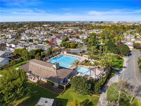 15  Seabluff  , Newport Beach, CA