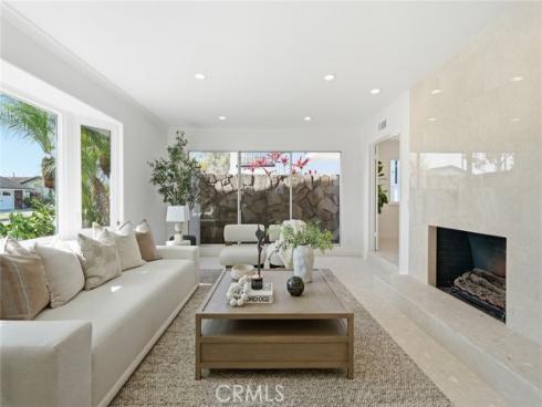 1839  Santiago  , Newport Beach, CA