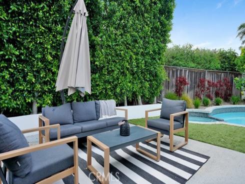 1826  Buttonshell  , Newport Beach, CA