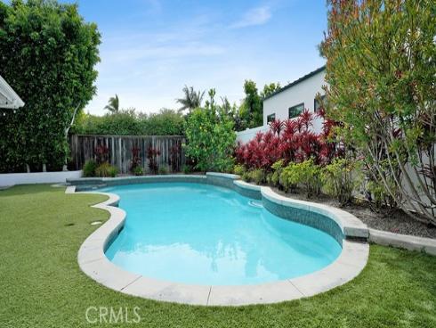 1826  Buttonshell  , Newport Beach, CA