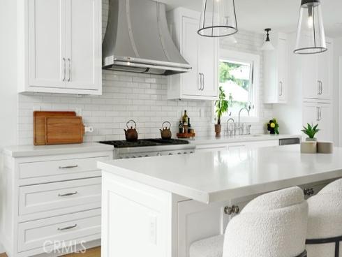 1826  Buttonshell  , Newport Beach, CA