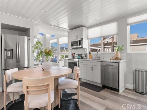 1011 N Bay Front  , Newport Beach, CA