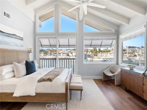 1011 N Bay Front  , Newport Beach, CA