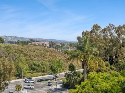 608  Saint James   Place, Newport Beach, CA