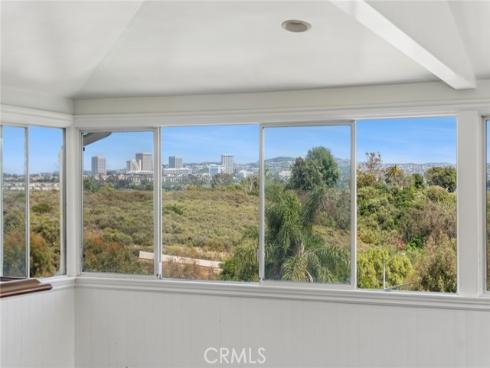 608  Saint James   Place, Newport Beach, CA