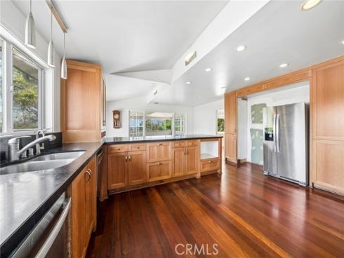 608  Saint James   Place, Newport Beach, CA