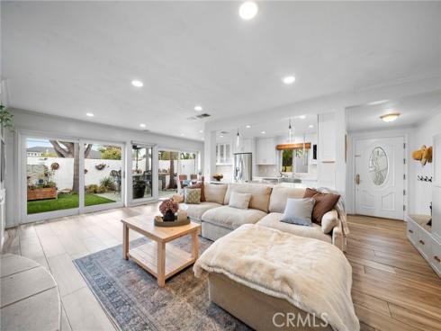 2528  University   Drive, Newport Beach, CA