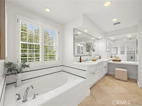 10  Cape Andover  , Newport Beach, CA