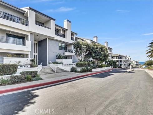 240  Nice  114  Lane, Newport Beach, CA