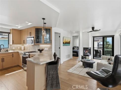 3912  River Ave  , Newport Beach, CA