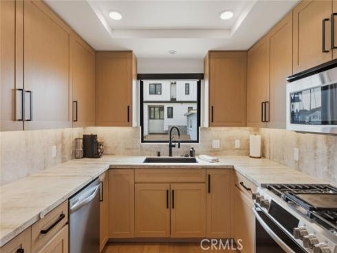 3912  River Ave  , Newport Beach, CA