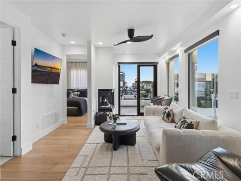 3912  River Ave  , Newport Beach, CA