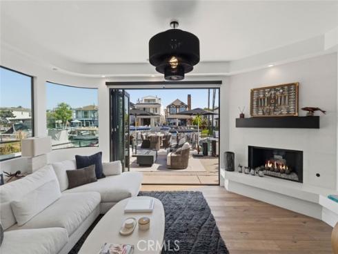 3912  River Ave  , Newport Beach, CA