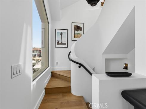 3912  River Ave  , Newport Beach, CA