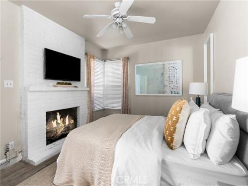 118  Emerald  , Newport Beach, CA