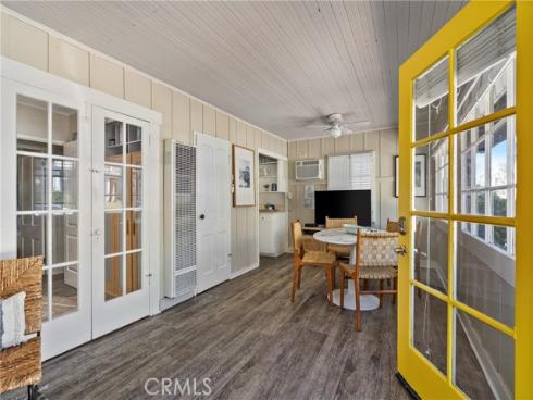 118  Emerald  , Newport Beach, CA