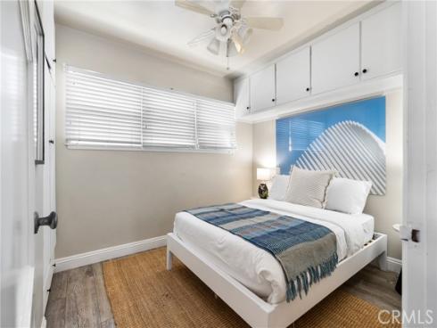 118  Emerald  , Newport Beach, CA