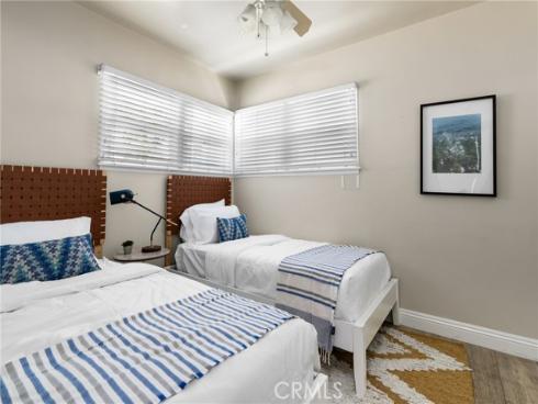 118  Emerald  , Newport Beach, CA