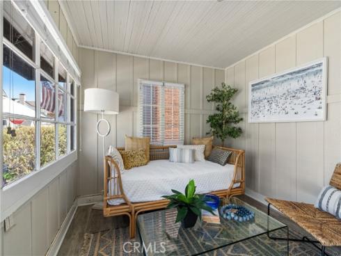 118  Emerald  , Newport Beach, CA